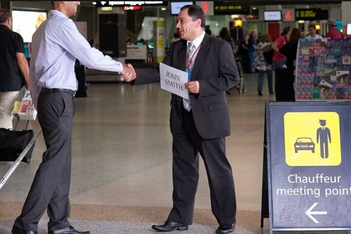 Transfer From Fort Lauderdale Airport with Meet & Greet Service - Photo 1 of 25